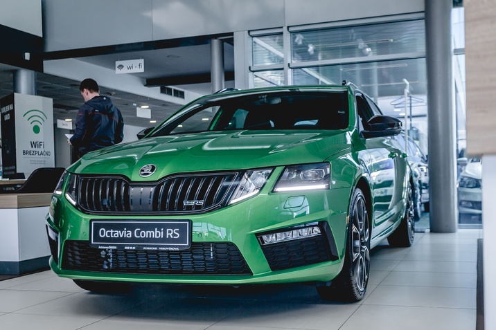 Škoda Octavia zaloga vozil Porsche